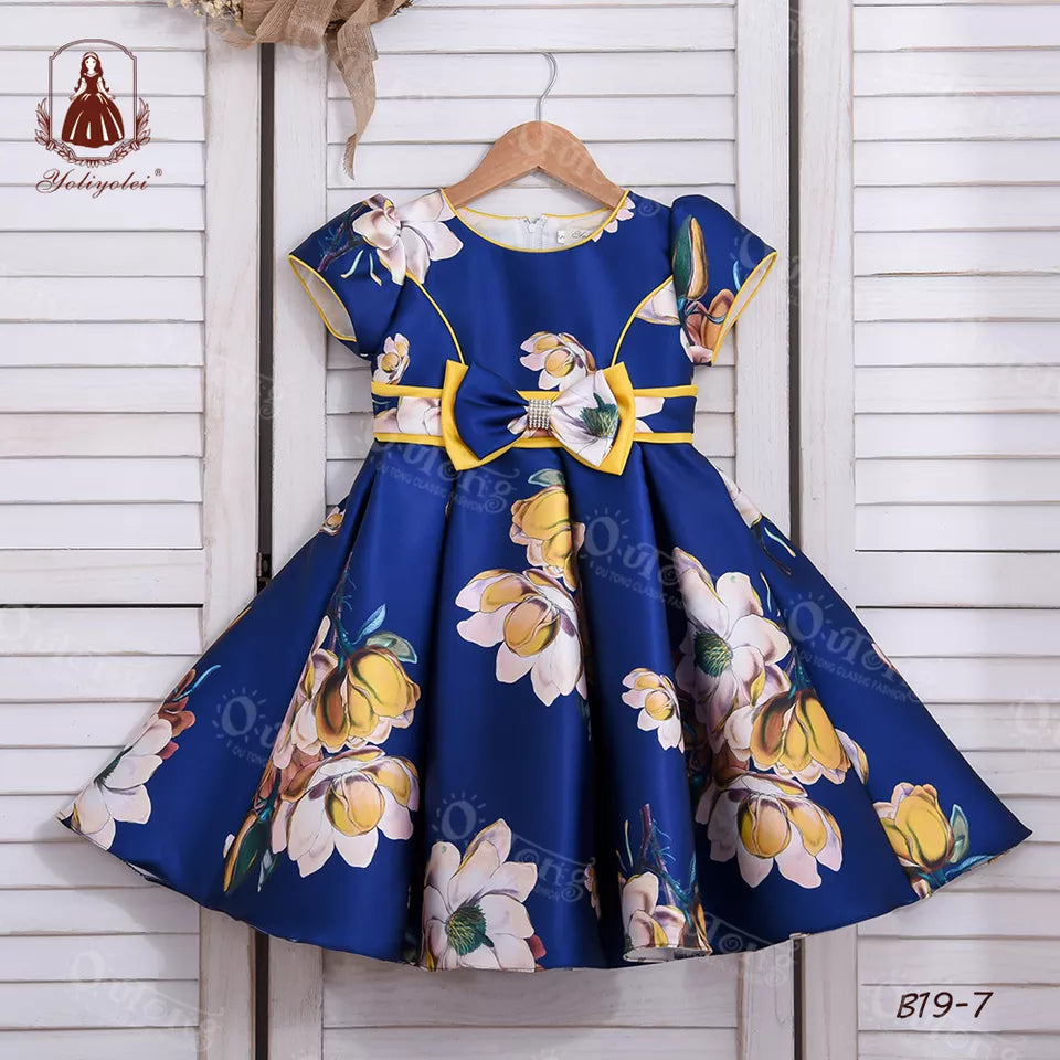 B19-7 Elegant Mediterranean Style Satin Girl Dress Retro Court Pattern Girls Dresses for Party Costumes, Opening Ceremony Kids Wear