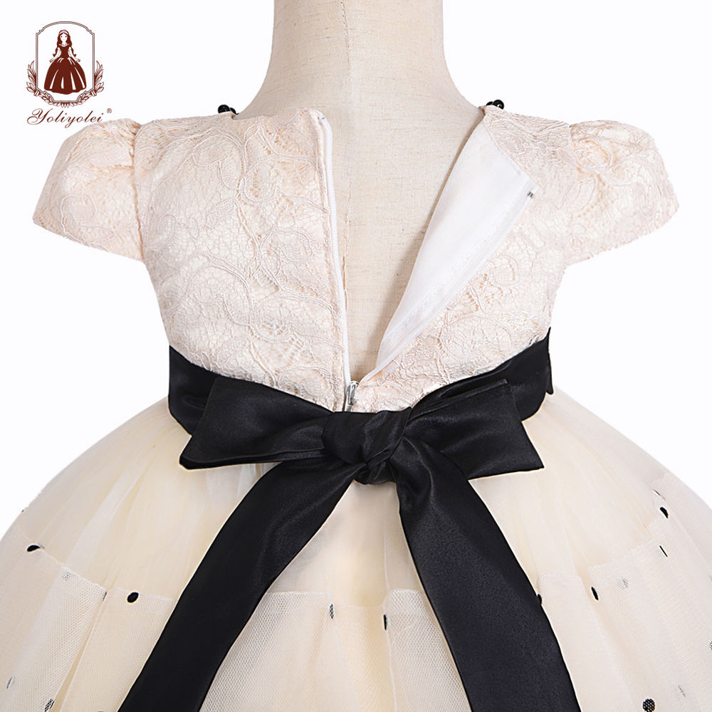 A1-056 Wholesalers Fashion Beaded Bow Short Sleeve 0-2 Years Champagne Party Girls Dresses