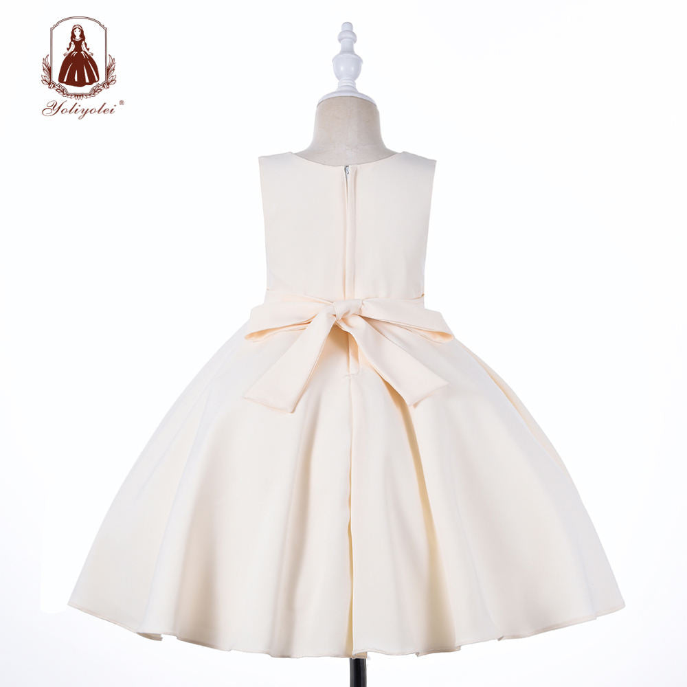 W8255 One Piece Wholesale Sleeveless Light Champagne Fashion Latest Design Pleated Patchwork Flower Girl Dress With Solid Flower