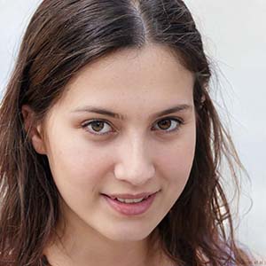 Sarah M., online kidswear retailer from the United Kingdom